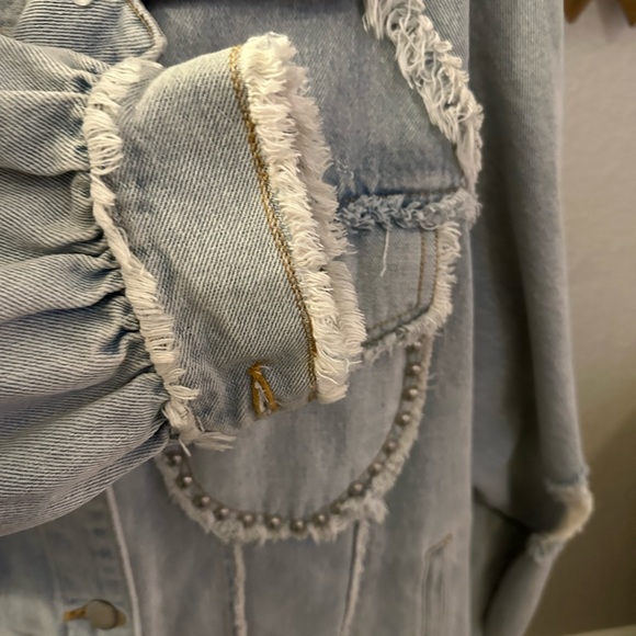 POL Distressed Denim Jacket with American Flag Patch - Picture 7 of 8